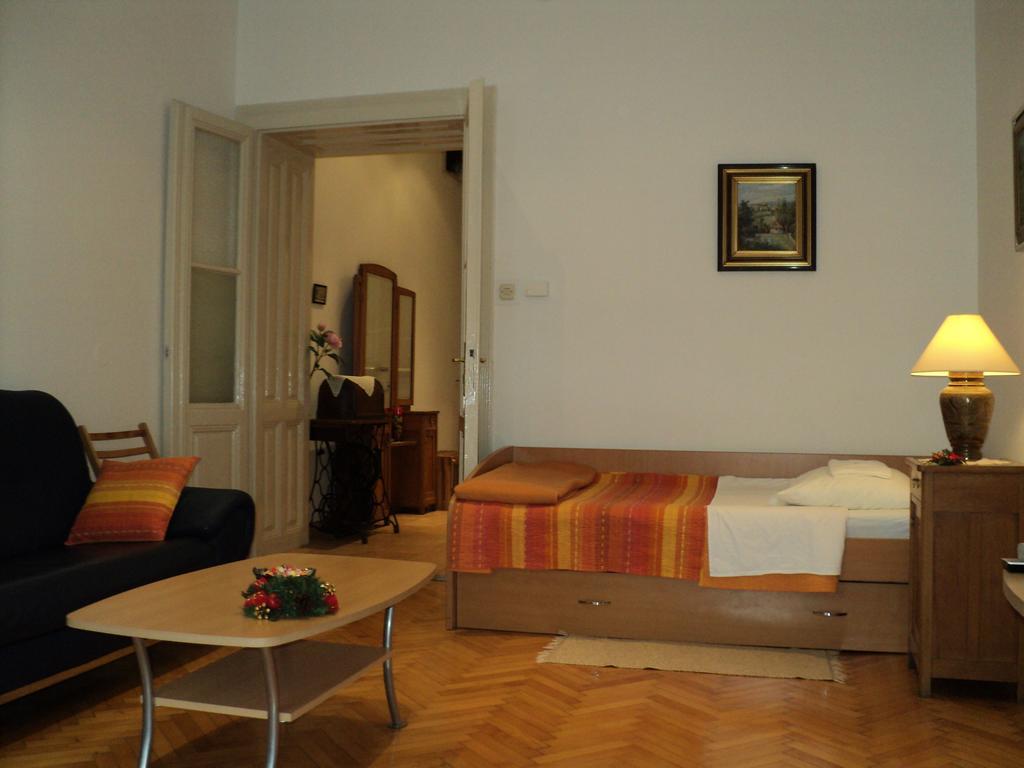 Apartment Horvat ซาเกร็บ ห้อง รูปภาพ